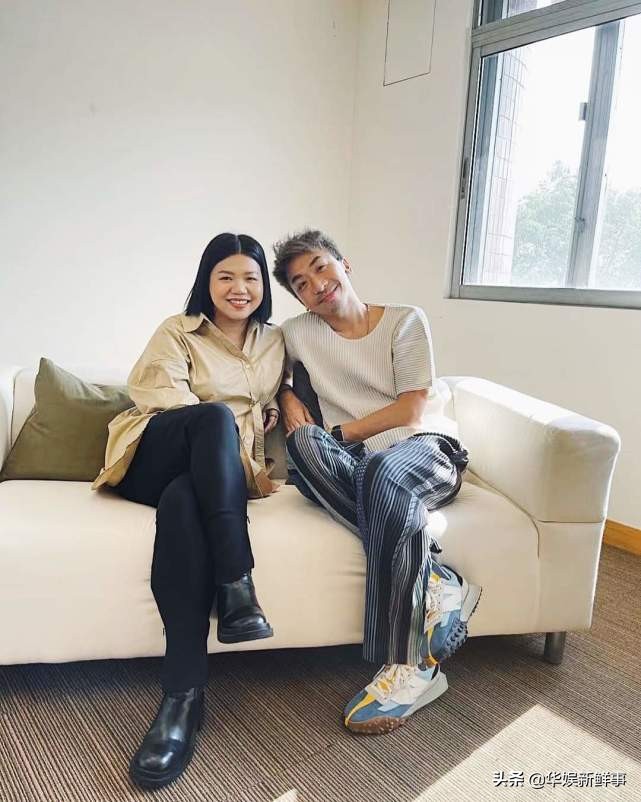 邓小巧相信一切是最好的安排,中国好声音邓小巧选择了哪位导师