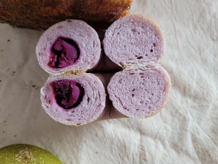 放弃身边面包店，越来越多人迷上网购