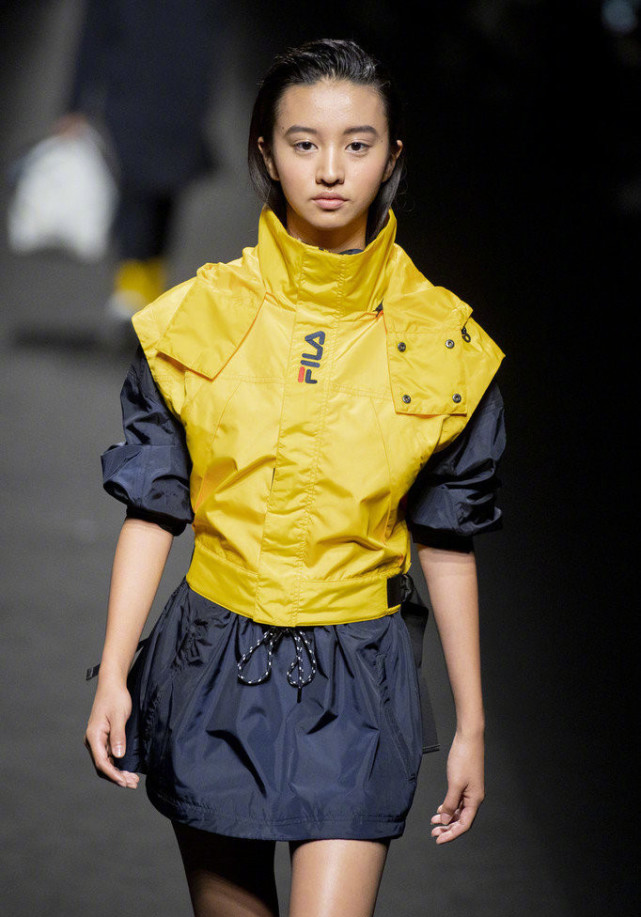 显老,奢牌珠宝戴出艳俗山寨感!木村拓哉真不打算帮女儿换团队吗