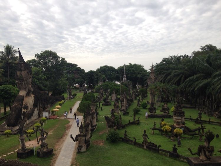 万象老挝首都值得去吗,老挝万象城市