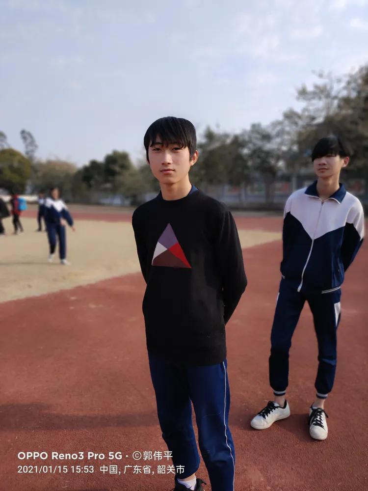 九三班成绩表,中二班新生评语