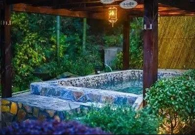 莫干山幽静住宿,莫干山恒温泳池度假酒店