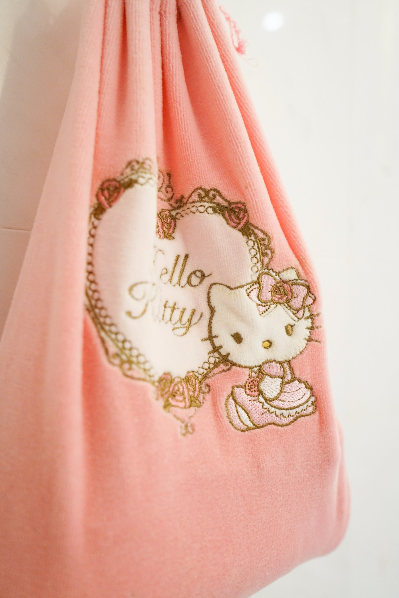 hellokitty邀请函,hellokitty的邀请函