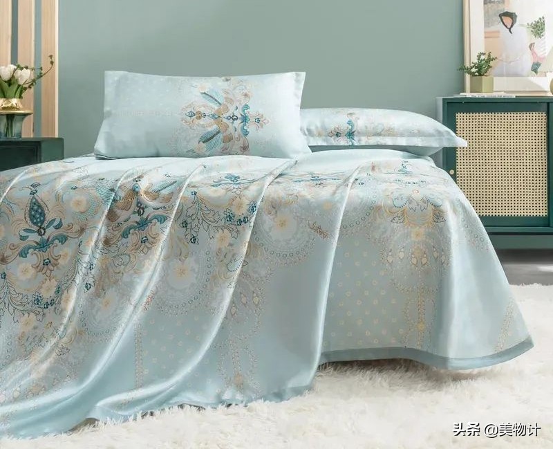 凉席冰丝凉席柔软亲肤,超爱的冰丝凉席凉快又舒服