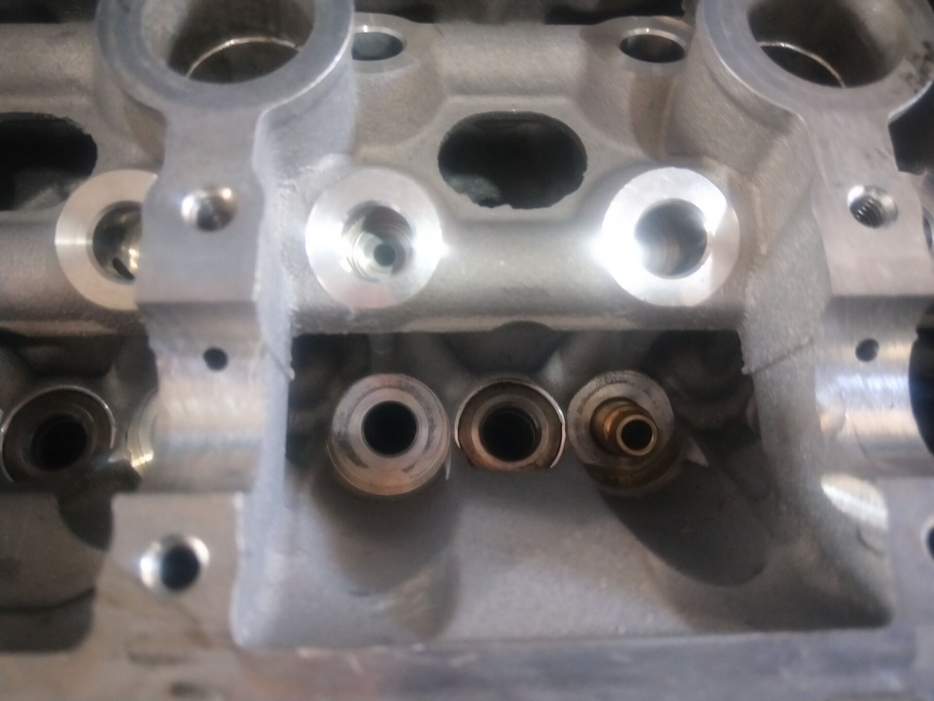 新帕萨特ea888大修多少钱,大众帕萨特ea888烧机油能修好吗