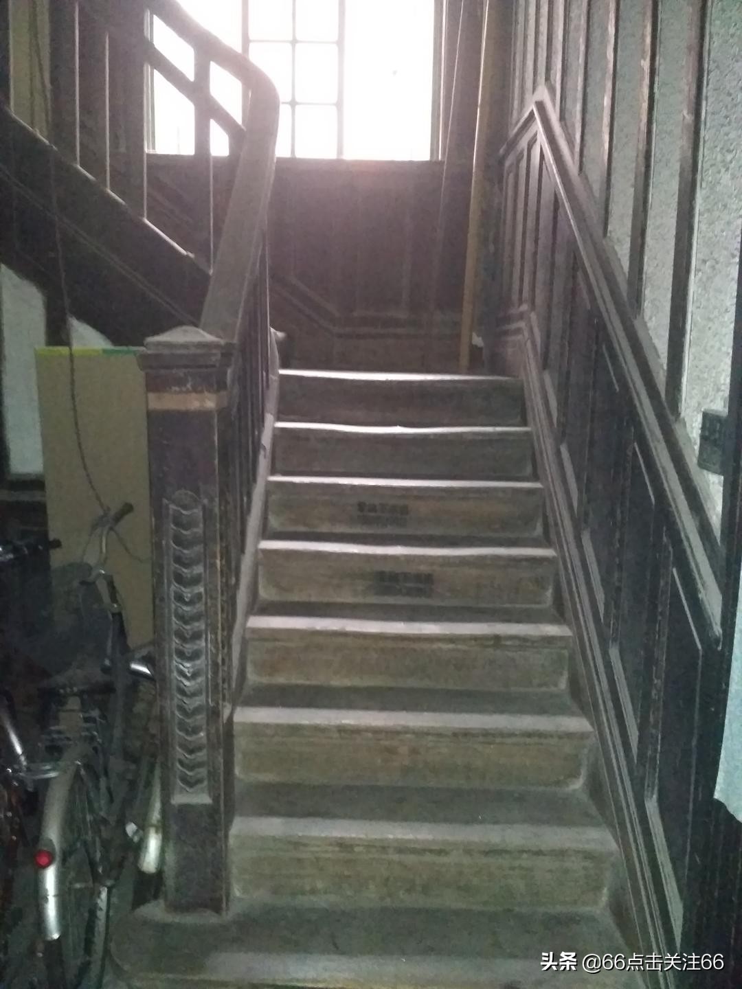 利西路250弄,上海利西路230号