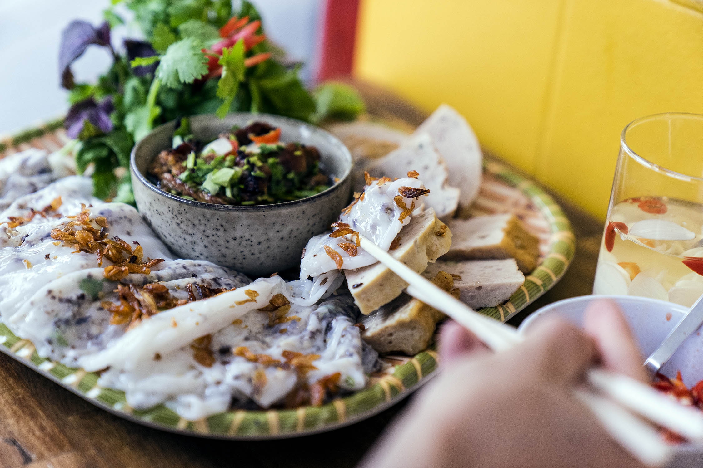 越南特色好吃的美食大全攻略 (40种好吃的越南美食)