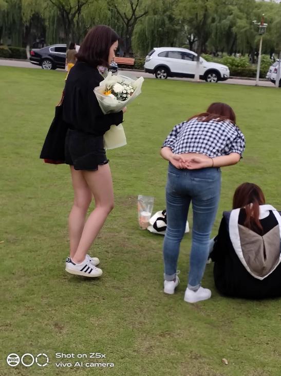 vivoz5x全面详细评测,美得不像千元机vivoz5x精美体验