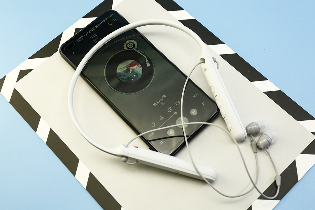 索尼颈挂式耳机wi-c200测评,索尼蓝牙耳机wi-c100评测