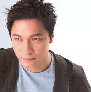 罗嘉良抛弃豪门养女,罗嘉良叶荣添生意失败卖盒饭