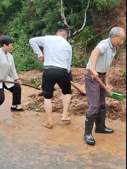 分秒必争！打响汛后“修复战”，建业新生活在行动