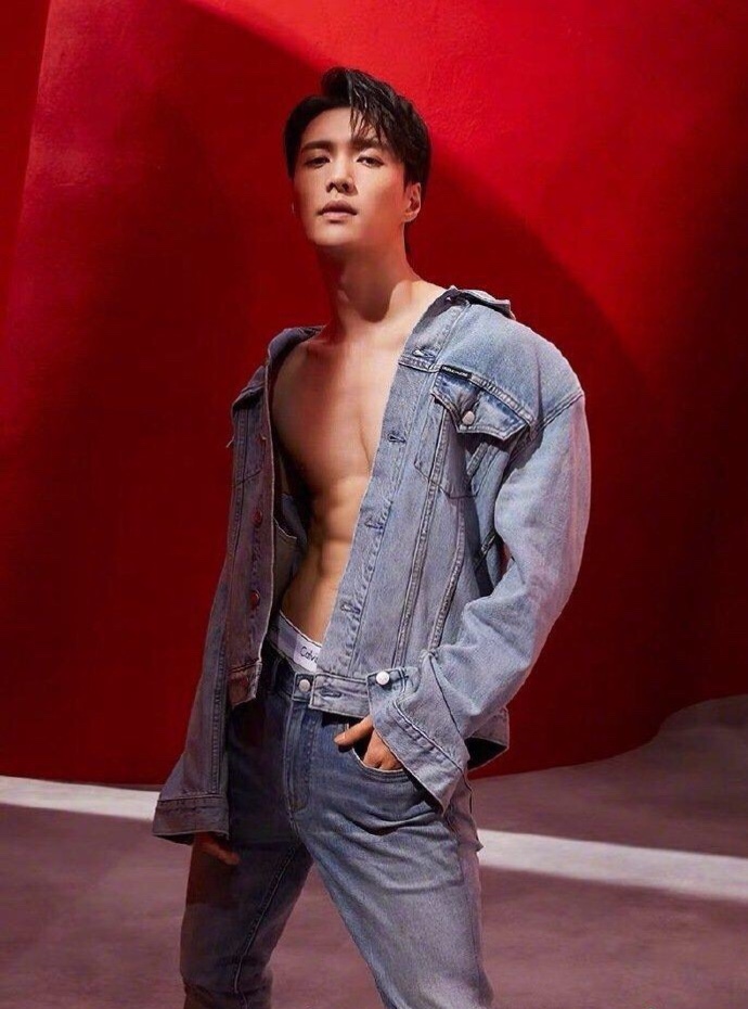 张艺兴放大招全集,张艺兴大秀krump