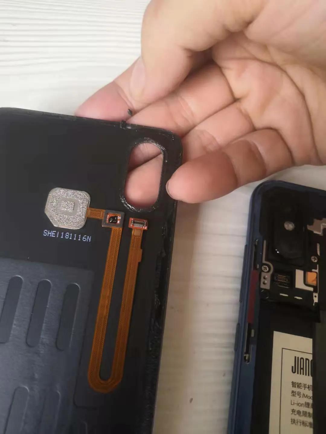 小米8更换电池教程,小米8透明探索版更换电池