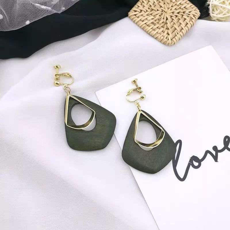 春夏怎么搭配男轻奢,一些春夏搭配技巧拯救不会穿的你