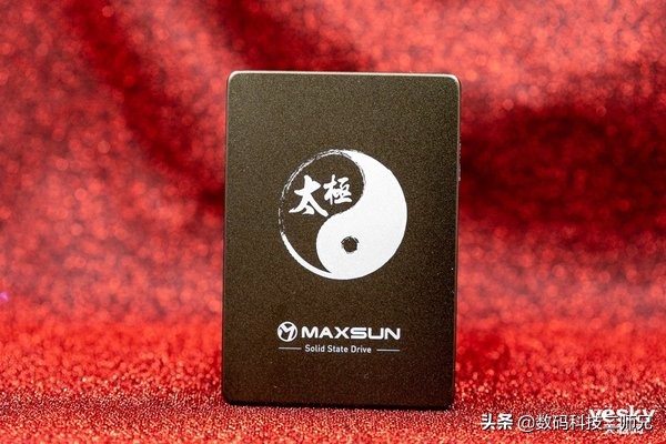 铭瑄2060电竞之心和太极哪个好,铭瑄太极固态硬盘怎样
