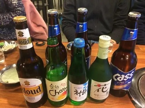 韩国人为什么那么能喝酒,韩国人为啥这么爱喝酒