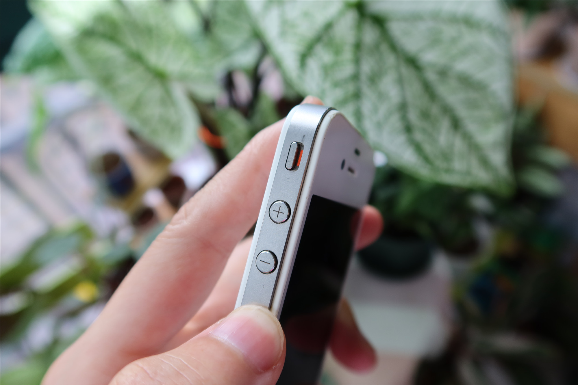 iphone4当年发布有多惊艳,iphone12是为了纪念iphone4吗