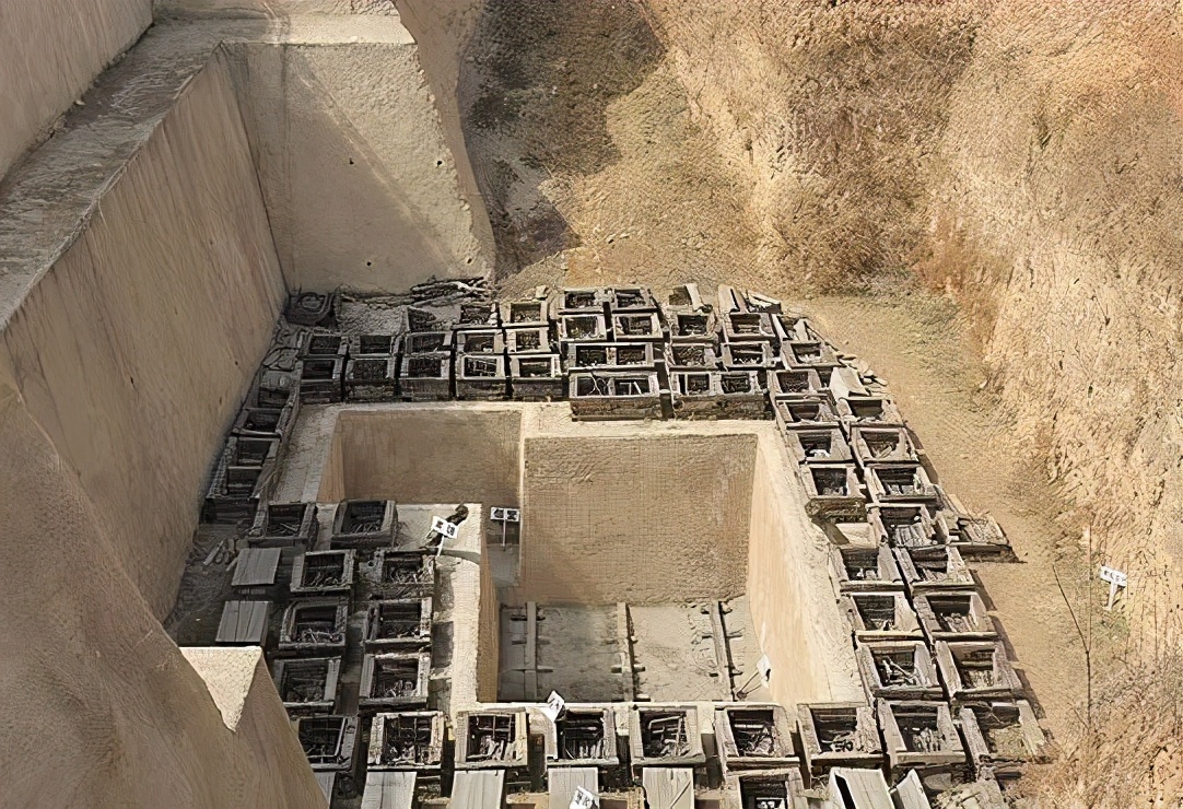 奇闻异事女子怀孕4年,奇闻怪事女子怀孕4年