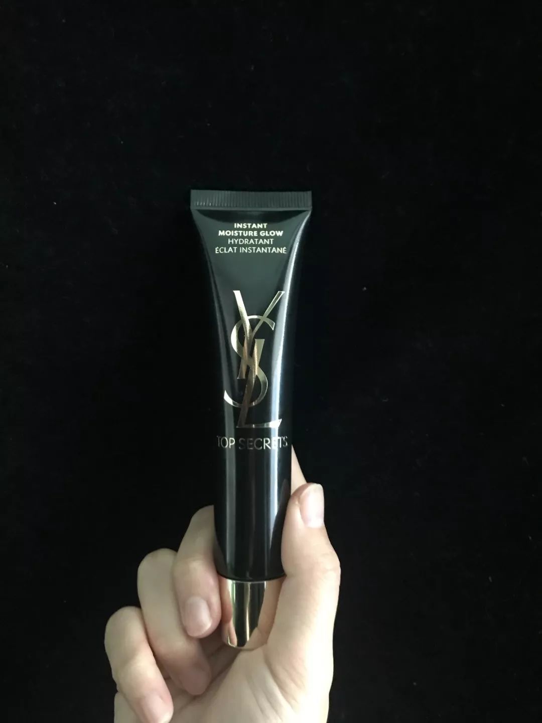 底妆浮粉和卡粉的区别,瑕疵皮底妆如何更服帖不浮粉