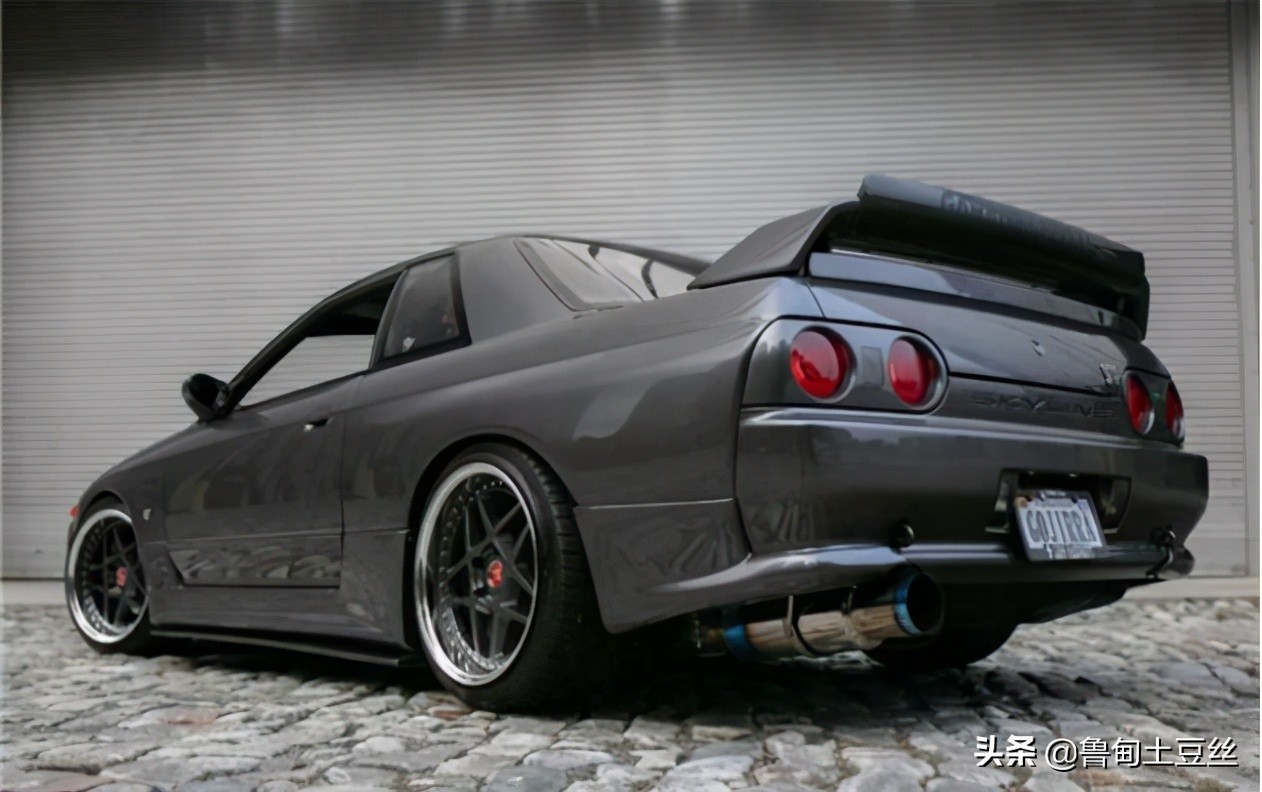什么车可以改日产r32,日产r32爆改低趴