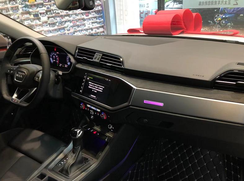 奥迪q32.0t时尚动感驾驶体验,2021款奥迪q3sportback2.0t测评