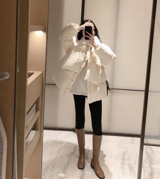 冬天穿小个子黑短靴,冬天穿短靴搭配什么外套好看