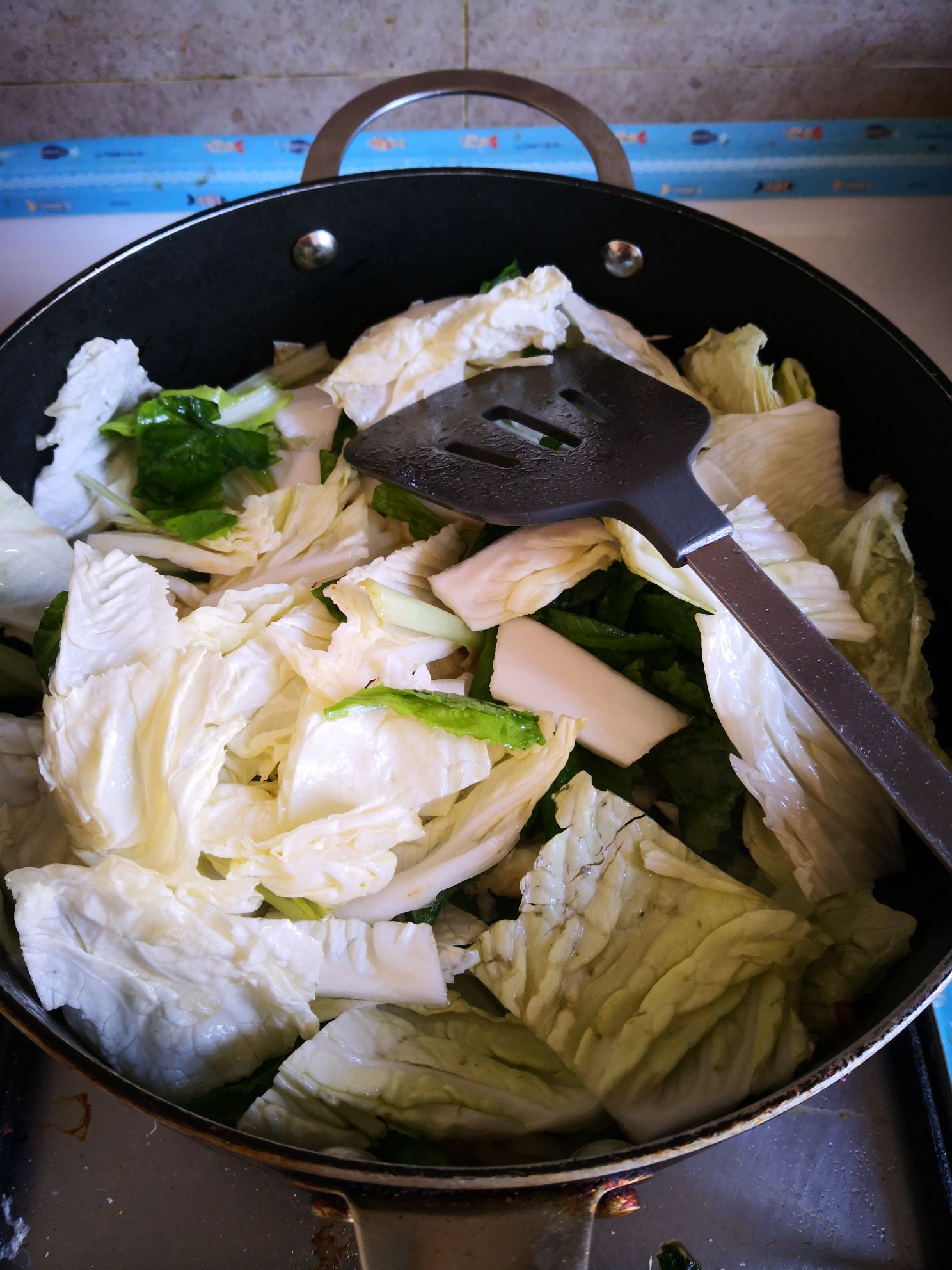 女人脸色暗黄是不是可以吃黄体酮,女生越吃越漂亮的天然黄体酮