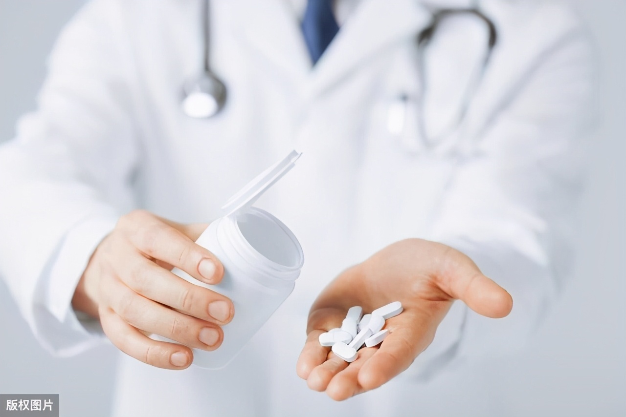 总是反复想到自杀，患上抑郁症我该怎么办？别放弃这1治疗方法