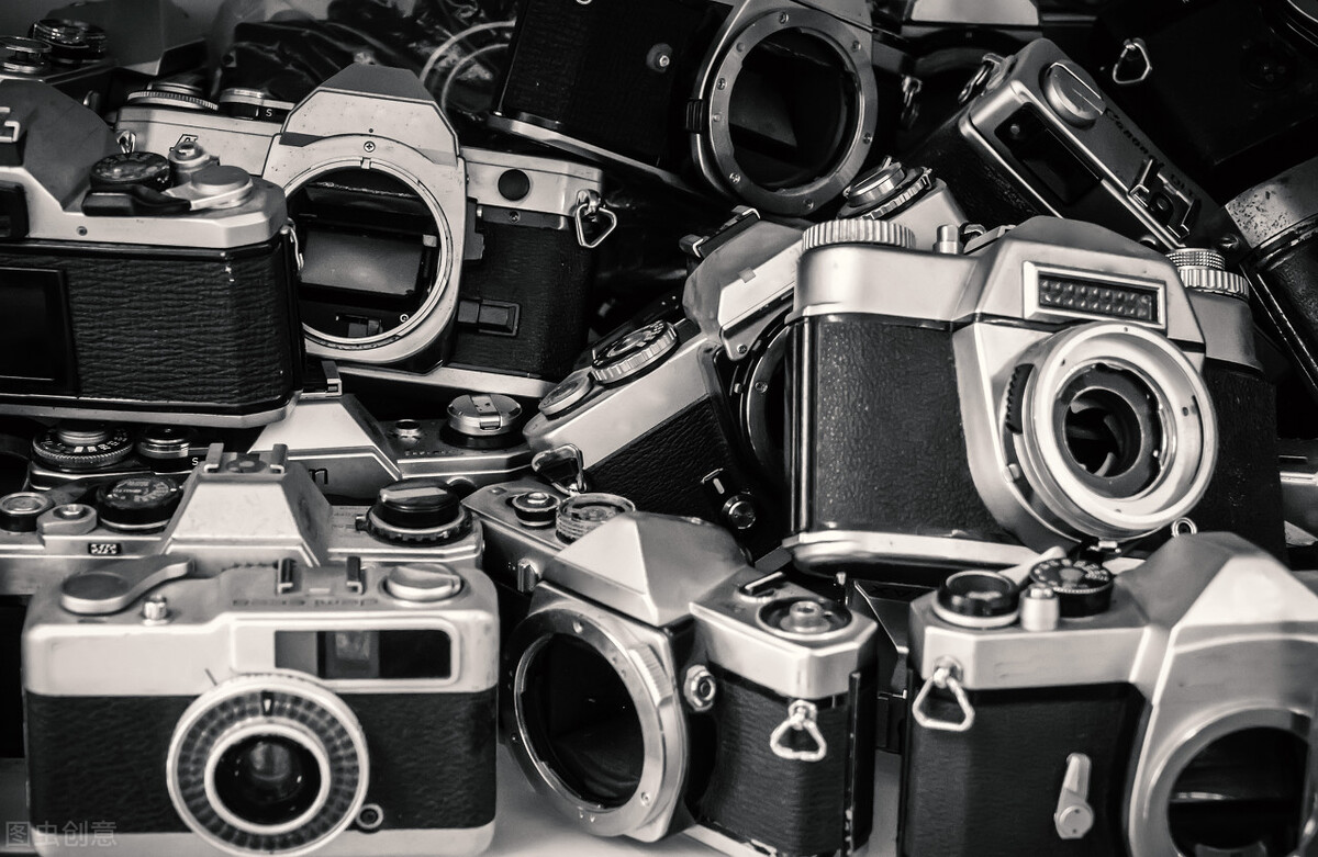 拍摄构图一般用几分法构图,三分构图和中心构图的区别