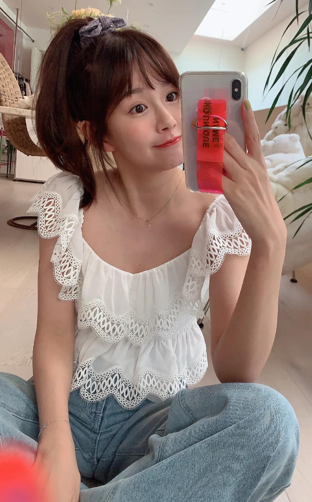 张子萱挑战吊带裙,张子萱夏日吊带裙