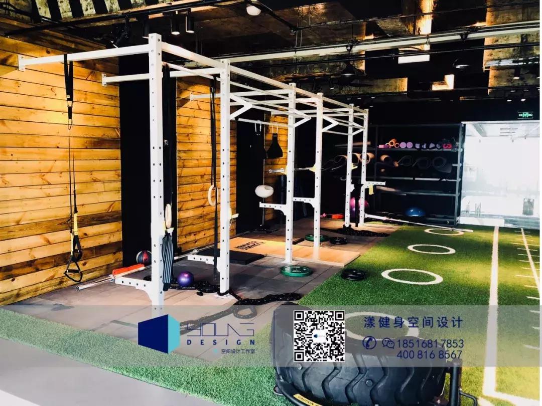 听说在CF成都大会上,漾设计上映了“获奖者联盟”?!