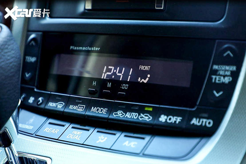 30万买丰田埃尔法,30万不买汉兰达选什么