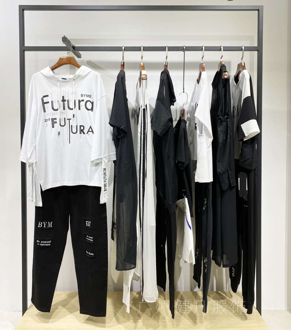 潮牌时尚休闲宽松中长款女装,潮流女装休闲宽松爆款