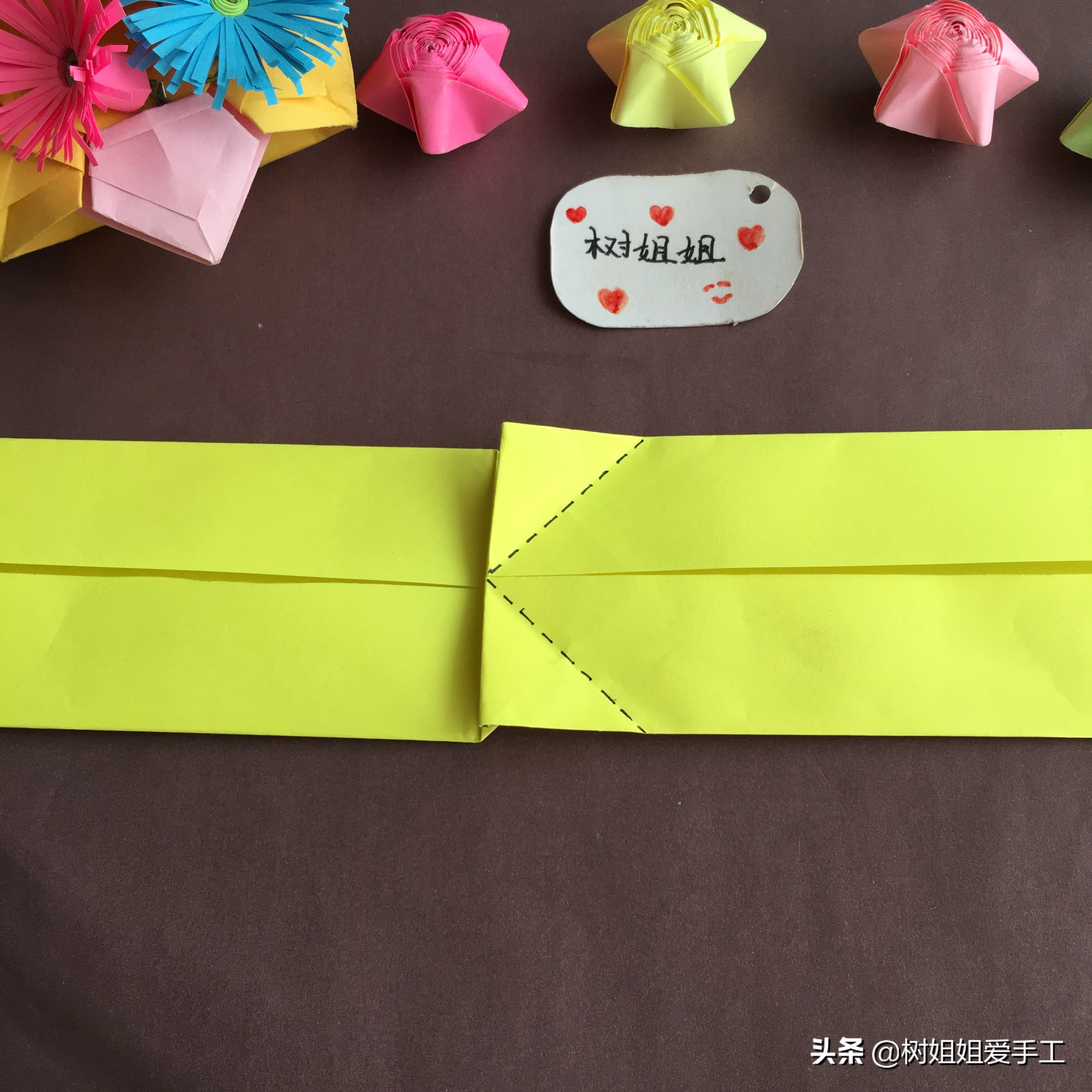 蝴蝶结戒指折纸教程慢动作,蝴蝶结戒指折纸教程