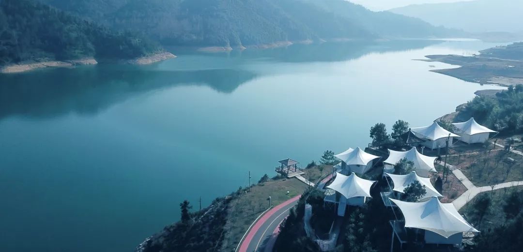 体育小镇之殇：某国资急售2家亏损公司，涉无锡、桐庐项目