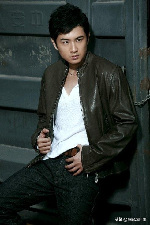 《侯海洋基层风云》中战斗的友谊:赵海和李酸酸串连