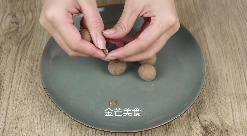 做银耳羹没有砂锅怎么办,燕窝坚果银耳羹不黏稠