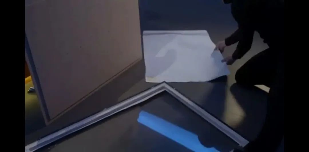 英剧9号秘事全部,英剧9号秘事讲的什么事