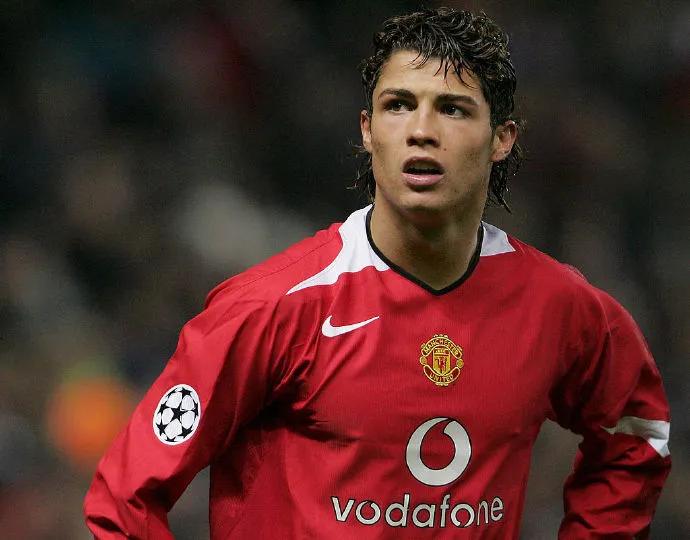 客观评价c罗和梅西谁更强,众人说c罗梅西谁更强