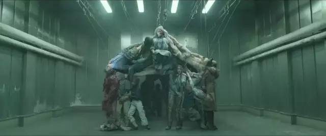 《女性瘾者》导演新作,尺度大到没眼看