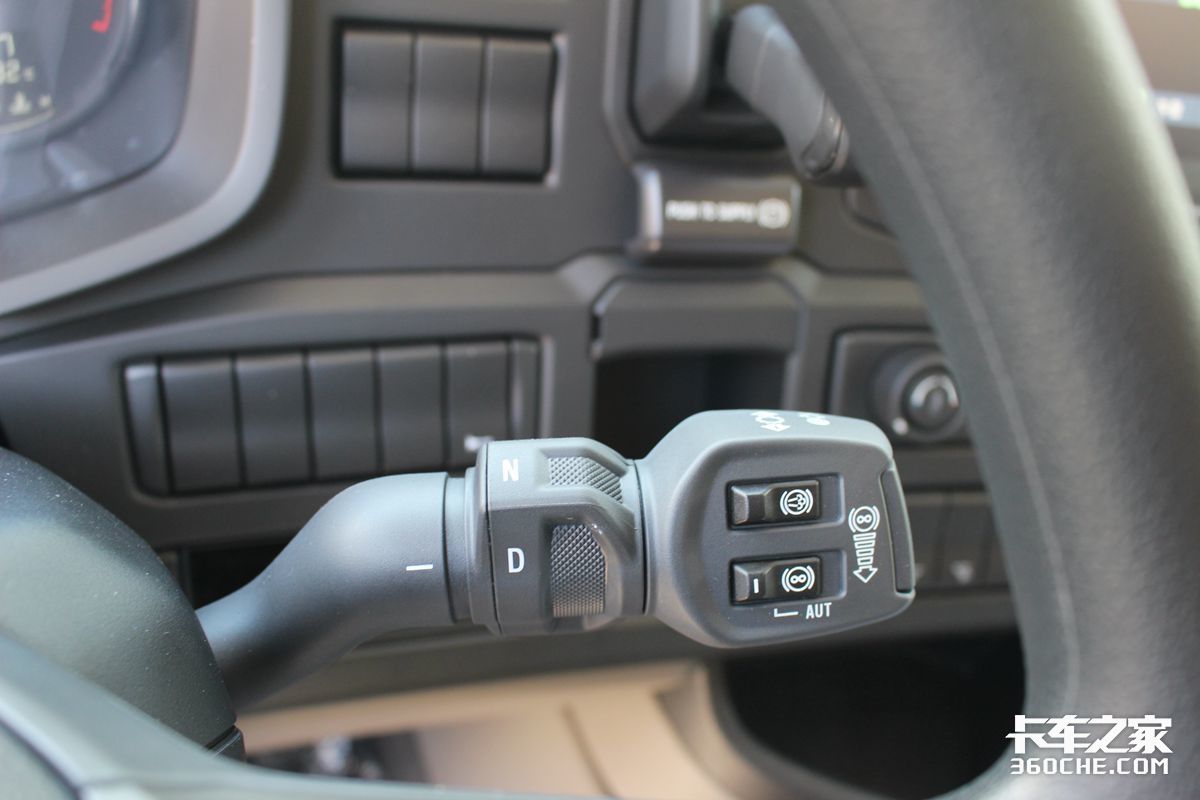 斯堪尼亚牵引车g450落地多少钱,快递公司斯堪尼亚卡车