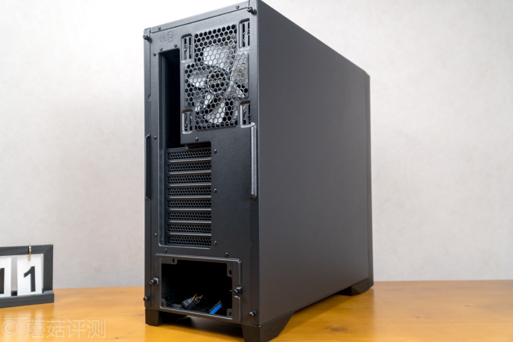 安钛克p101机箱,塔式机箱安钛克