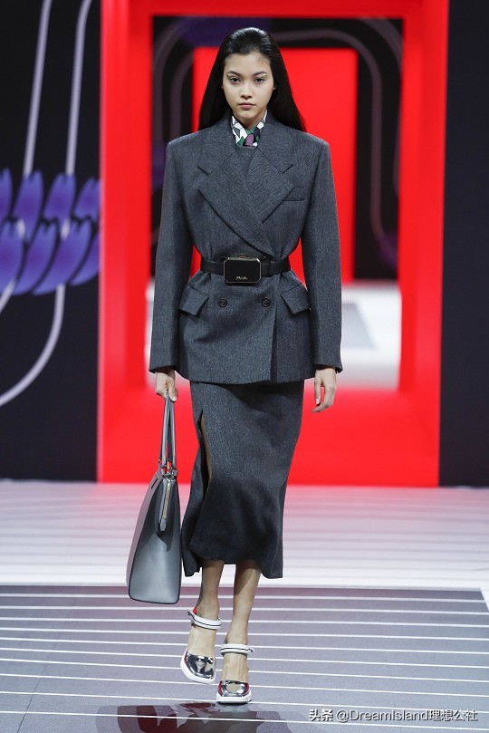 prada2023早春新款包,新款prada时装包晚宴包