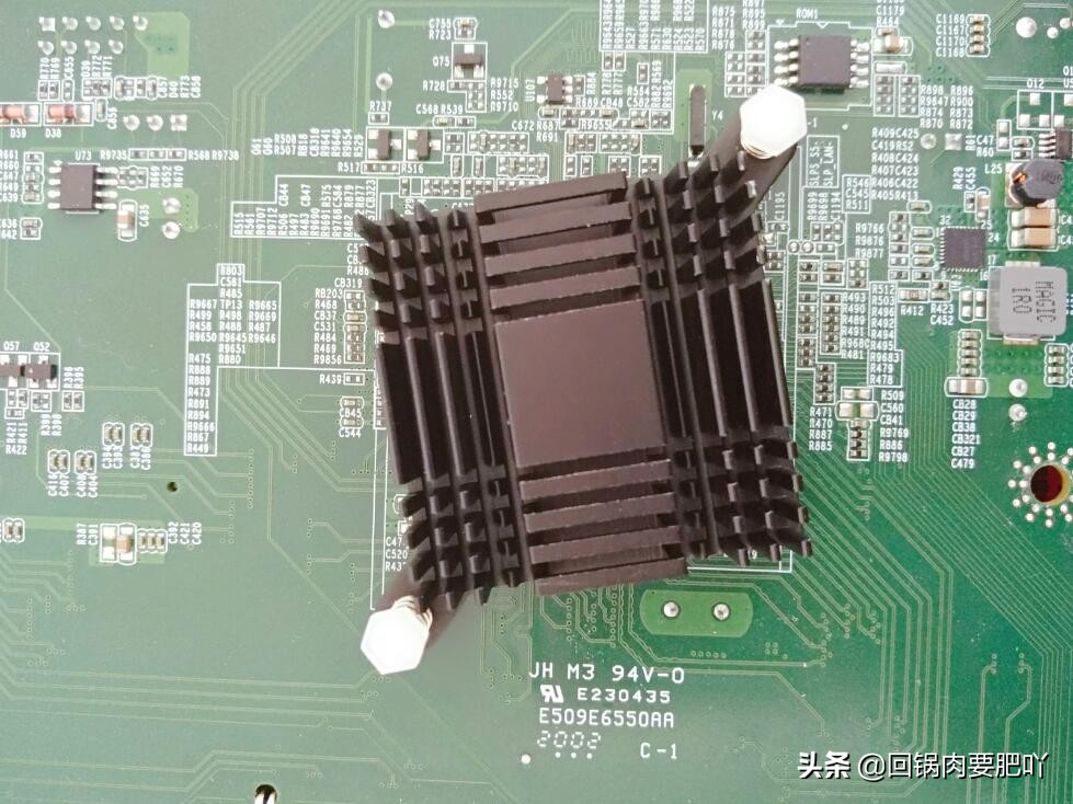 颠覆认知，将折腾进行到底-益德CPU反装主板装机体验