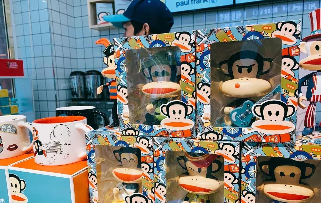 红遍全球的大嘴猴茶来鞍山啦,东北头一家,潮牌跨界好喝任性