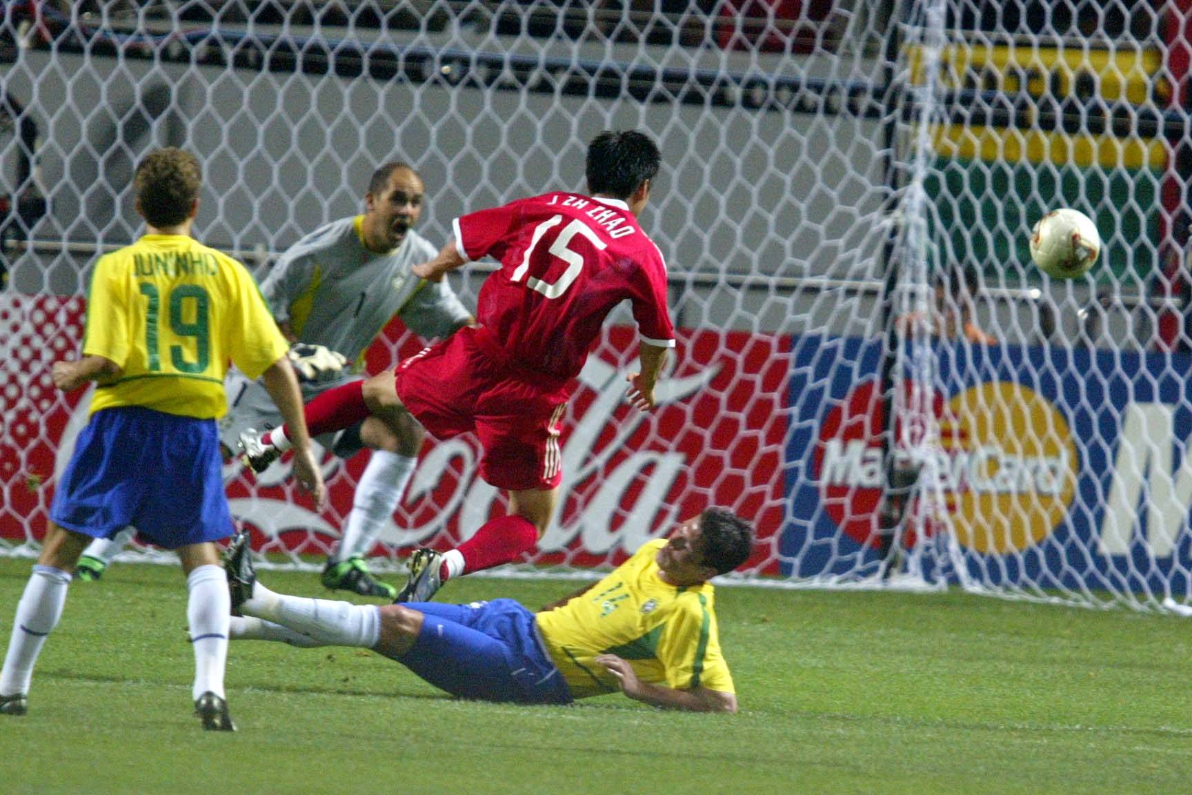 中国足球1-5不敌泰国球迷反应,中国足球队最新比赛消息7比0