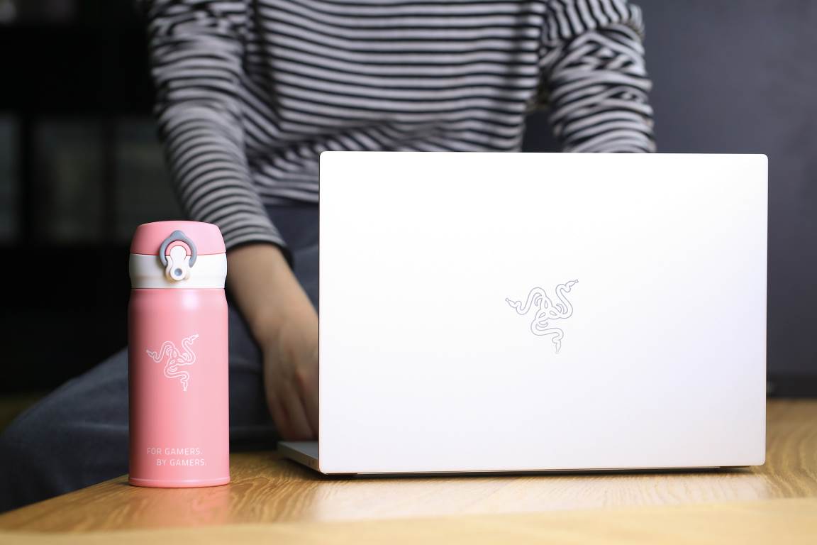 雷蛇灵刃13深度测评,2021雷蛇灵刃13潜行版4k