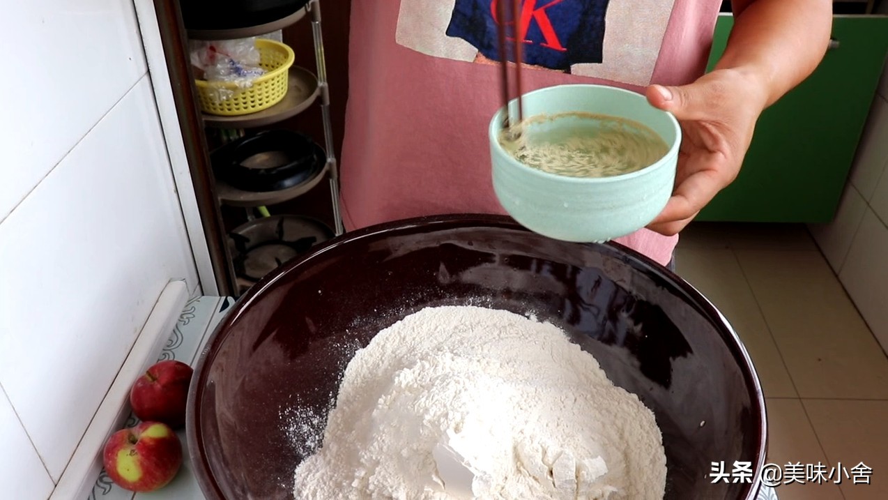 教你在家做水煎包，详细讲解从包到煎全过程，做法超简单