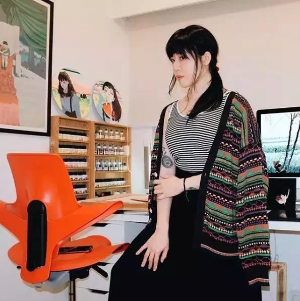 不务正业、跳钢管舞的她靠画羞羞画撩到46万粉丝,画作撩性格酷