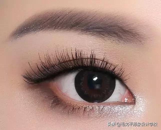 超小眼单眼皮画大眼妆教程,小眼睛眼妆怎么画显大又干净教程
